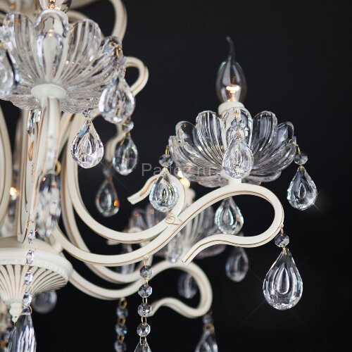 Потолочная люстра Eurosvet 12205/6 белый