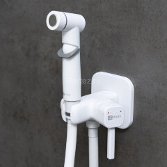 Смеситель Lemark Solo LM7165MW с гигиеническим душем, встраиваемый