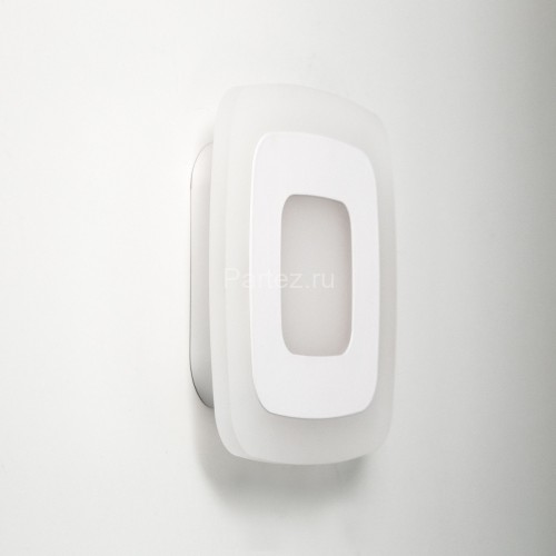 Настенный светильник Citilux CL737B012