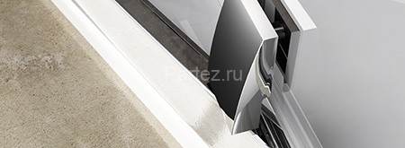 Душевая дверь Ravak Pivot распашная 90х190, толщина полотна 6мм универсальная, цвет профиля белый