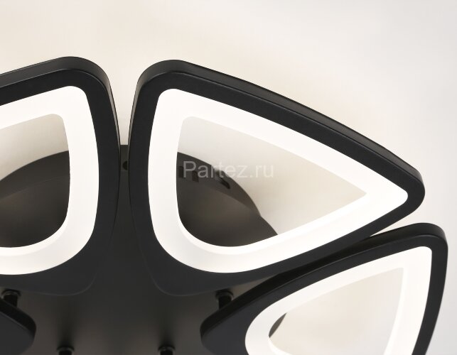 Потолочная люстра Ambrella FA4495