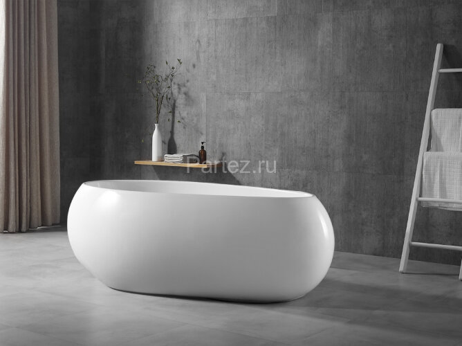 Акриловая ванна ABBER AB9243