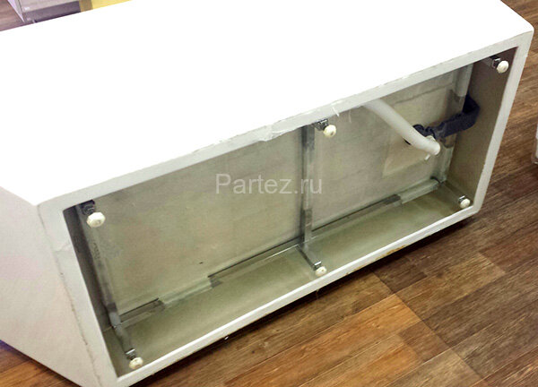 Акриловая ванна Gemy G9211